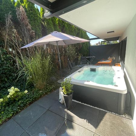 Rosmarin - Kuschelige Fewo - Romantik & Entspannung Im Whirlpool Auf Privater Terrasse, Ruhe & Hund Willkommen - By Ferienwohnenamsee - Юберлинген Екстериор снимка