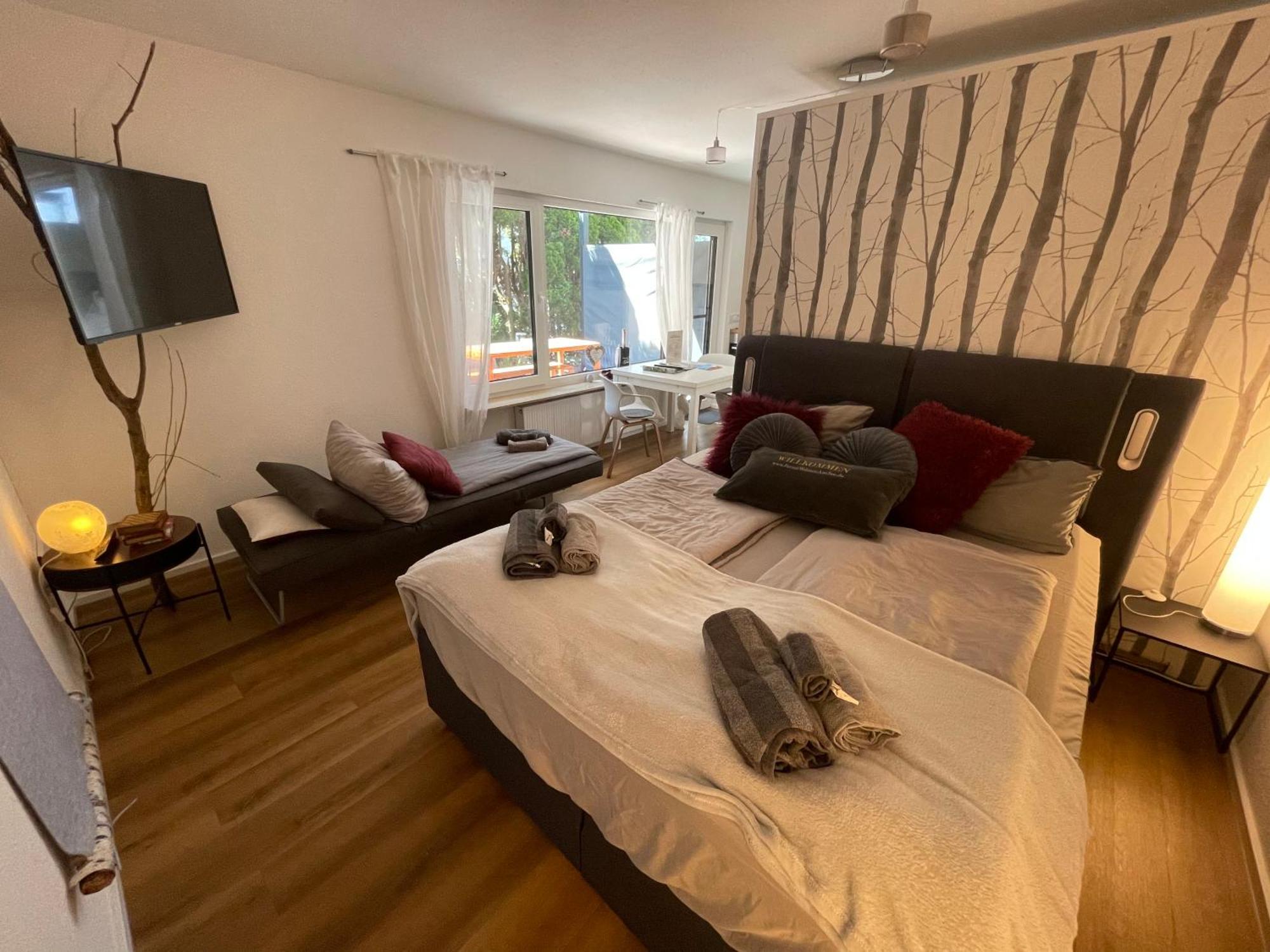 Rosmarin - Kuschelige Fewo - Romantik & Entspannung Im Whirlpool Auf Privater Terrasse, Ruhe & Hund Willkommen - By Ferienwohnenamsee - Юберлинген Екстериор снимка